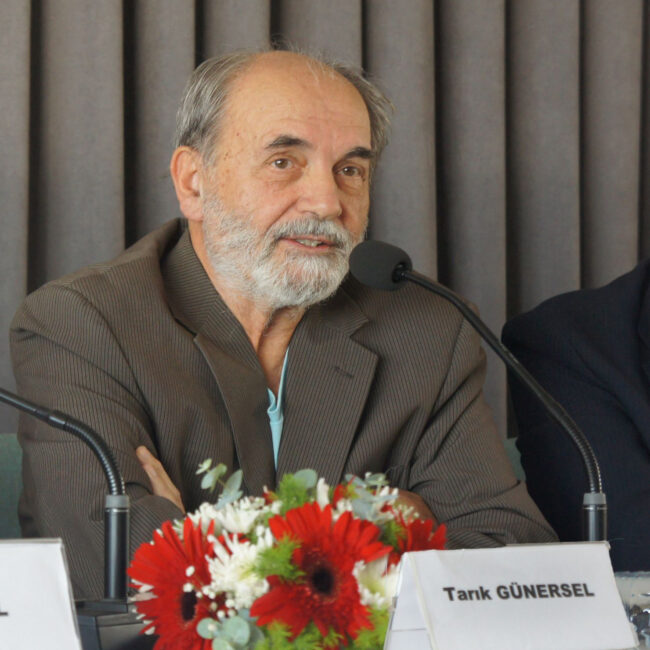 Picture of Tarık Günersel