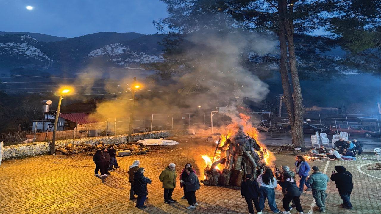 Gökbük’te Zamanın Dışında Bir Gece Pıngıdık: Ateşin, Paylaşmanın ve Beraberliğin Oyunu